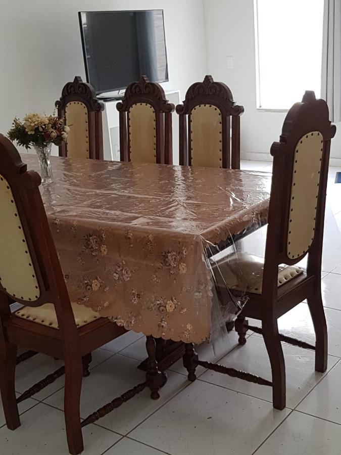 Sobrado 4 amplo e confortável em condomínio Corumbá Exterior foto